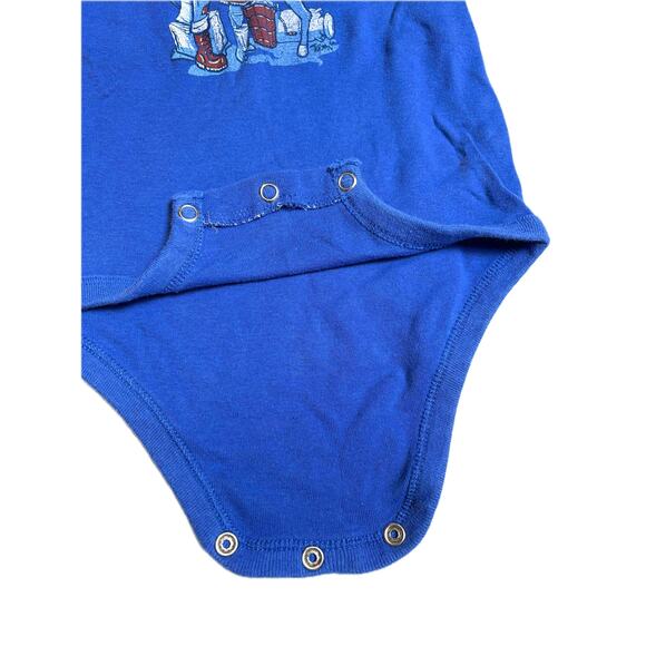 Paul & Babe Milkshake Cheers Baby Onesie 12 months Minnesota - Picture 5 of 5